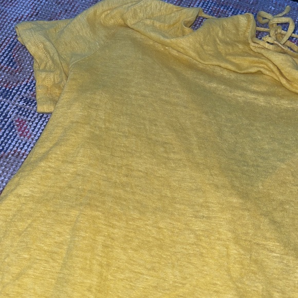 Anthropologie // Maeve Horizons Tee {Yellow}🌛 - Picture 8 of 13